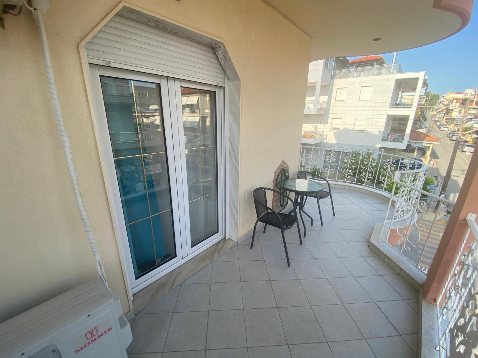Kelesi Apartments Nea Kallikrateia Экстерьер фото